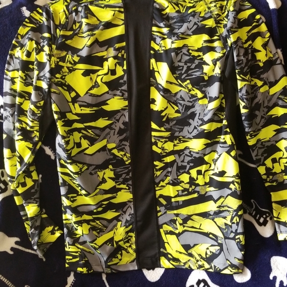 Compression camo - Picture 4 of 4